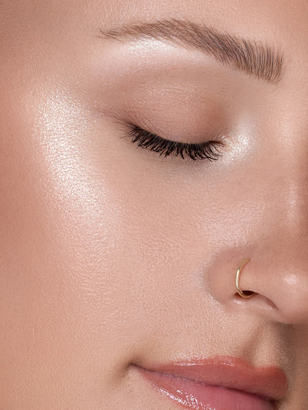 Iluminador Shimmer Veil - Beauty Creations